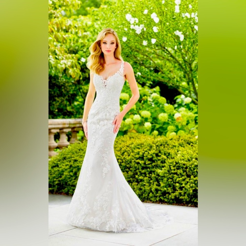 BNWT Mon Cheri fit flare wedding dress size 4-6